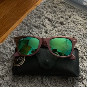 AUTHENTIC LIMITED EDITION RAY BAN WAYFARER